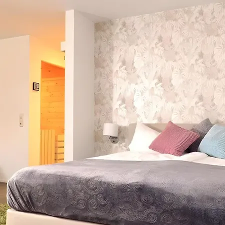 Residenz Am See Fuer 18 Personen Semesterbostad