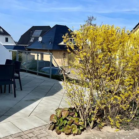Semesterbostad Residenz Am See Fuer 18 Personen